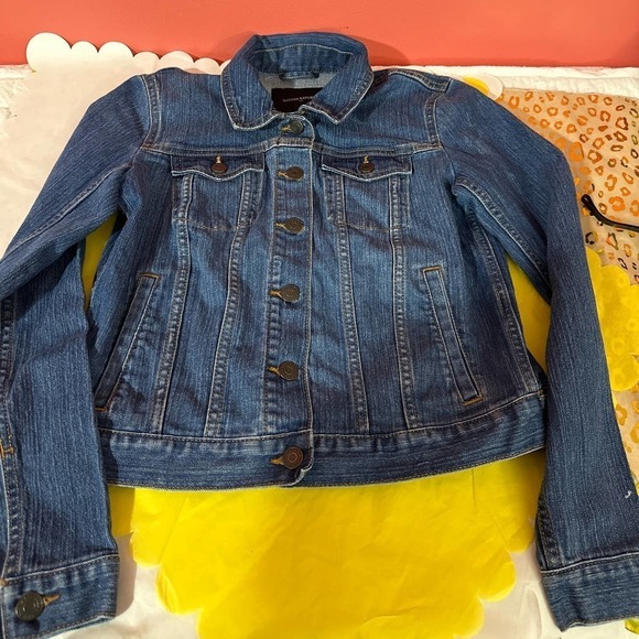 Banana Republic jean jacket - Picture 1 of 3